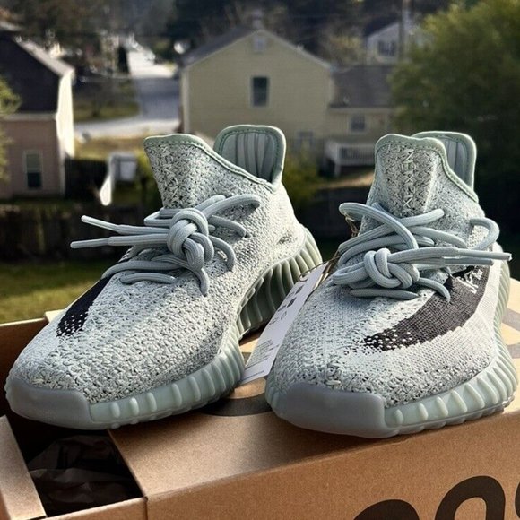 Yeezy Boost 350 V2 Salt Size 9 - HQ2060 main image 4